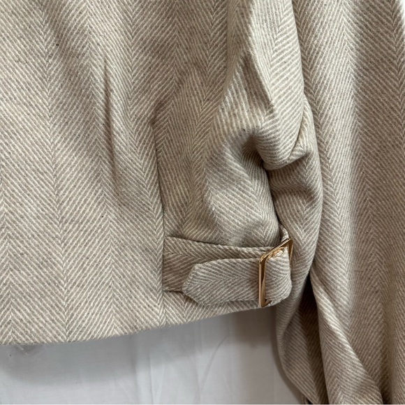 Royalty by Maluma Cream Herribone Cropped Blazer Jacket Size Small - Picture 6 of 7
